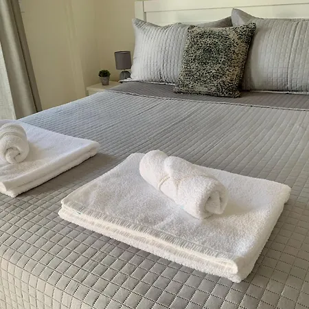 Hernan Cortes ויינואבה דה לה סרנה